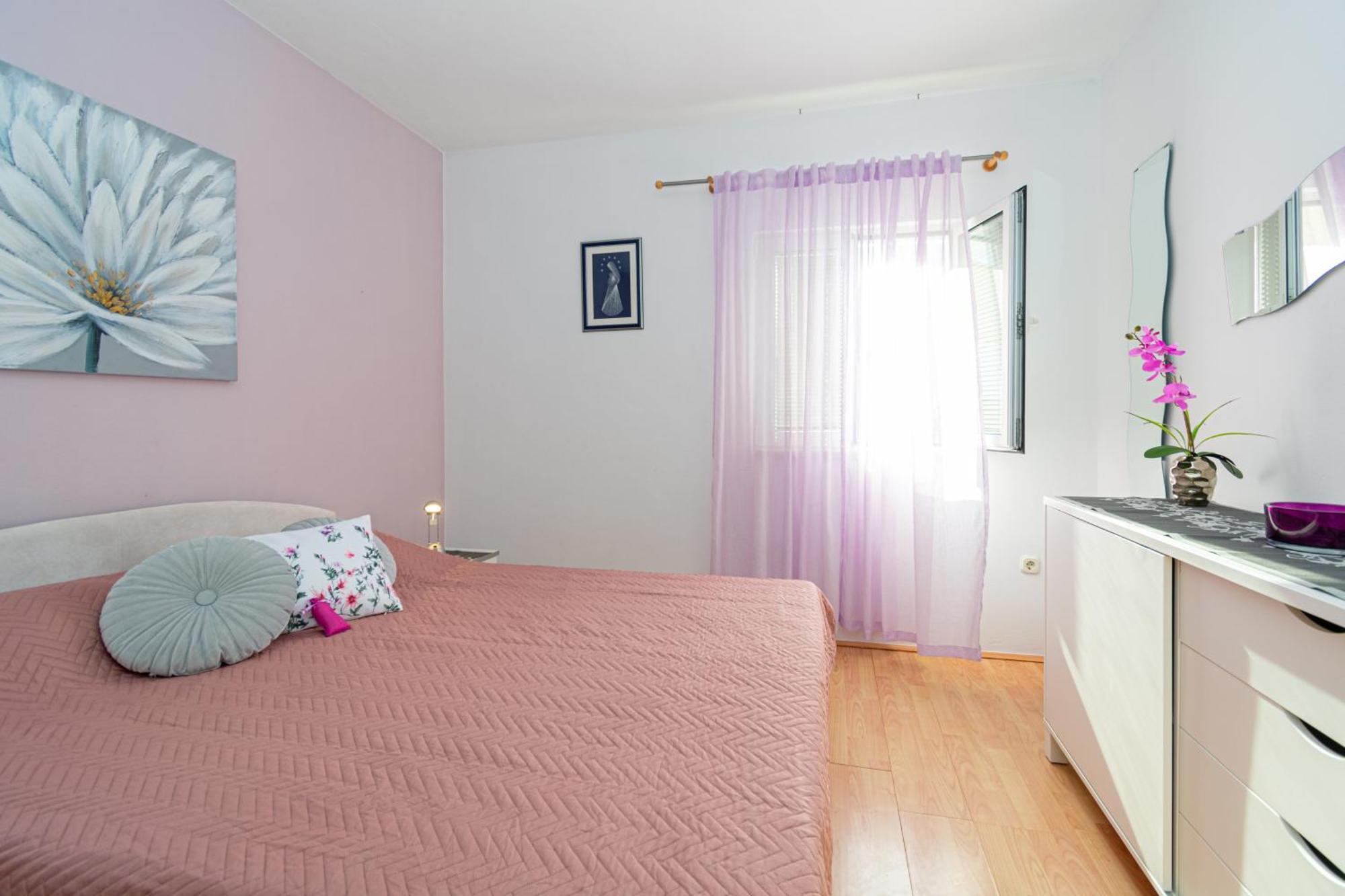 Apartments By The Sea Mandre, Pag - 4093 Kolan Room photo