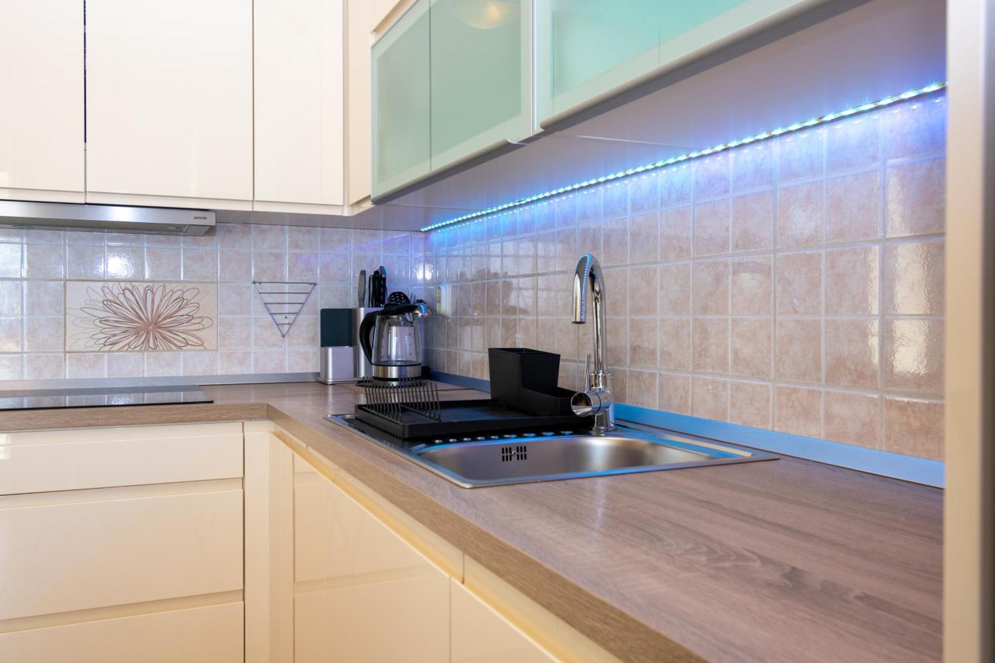 Apartments By The Sea Mandre, Pag - 4093 Kolan Room photo