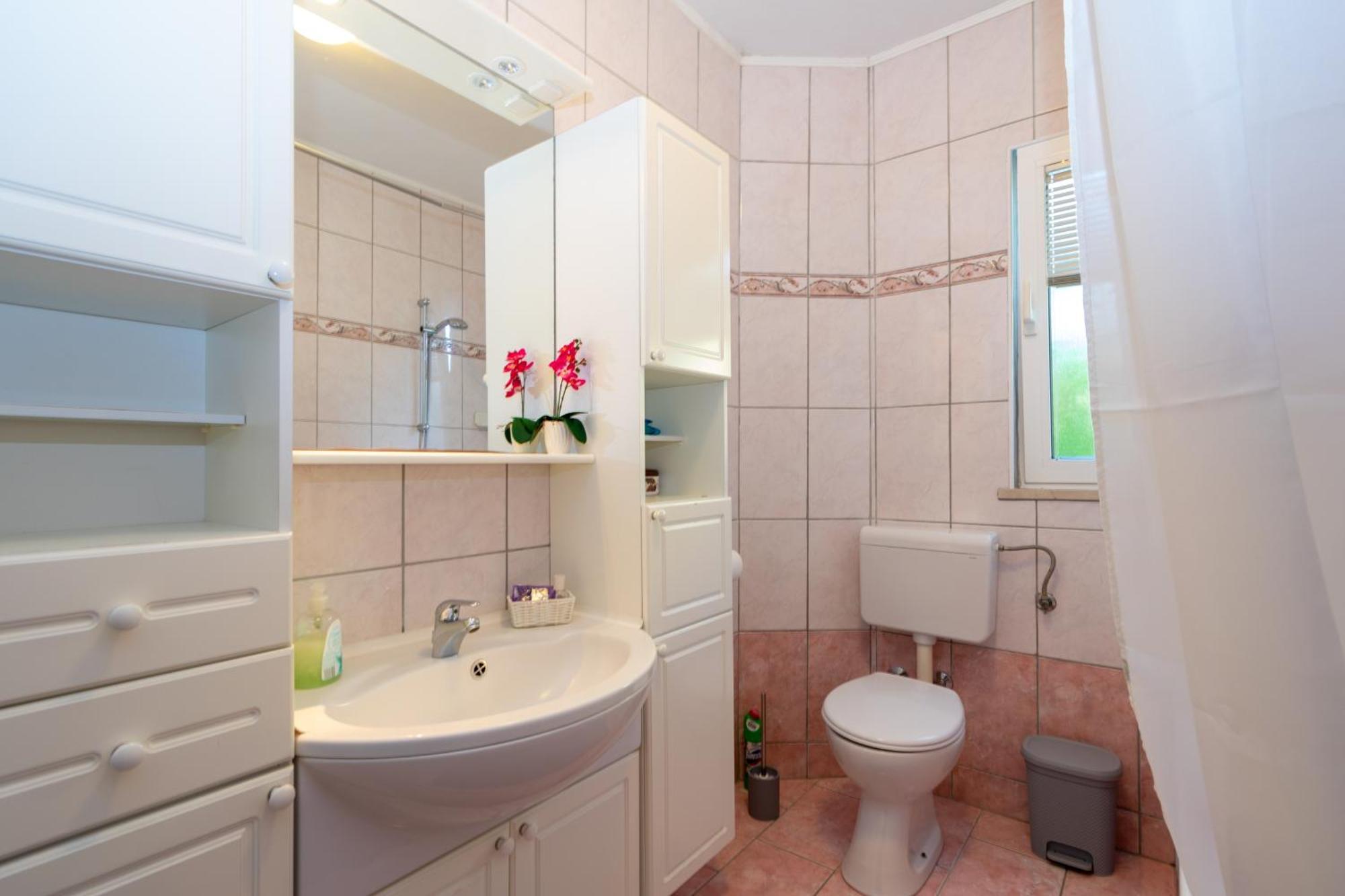 Apartments By The Sea Mandre, Pag - 4093 Kolan Room photo